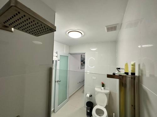 Koupelna v ubytování Kantares Guest 4 min Airport