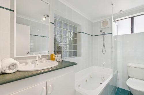 Ένα μπάνιο στο Sandy's Getaway