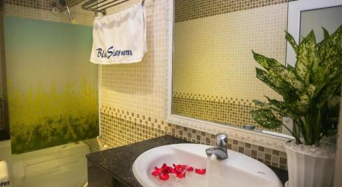 Phòng tắm tại Blue Star Hotel Nha Trang