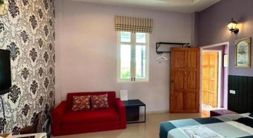 Μια τηλεόραση ή/και κέντρο ψυχαγωγίας στο The Color Resort Amphawa