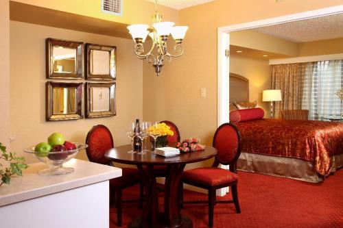 Gallery image of Jockey Club Suites in Las Vegas