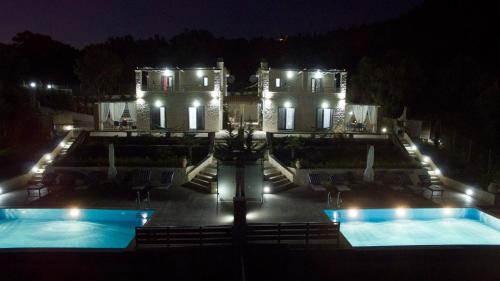 Kolam renang di atau dekat dengan Ionian Diamond Villas