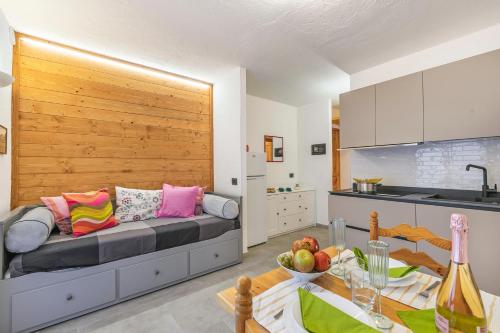 Η κουζίνα ή μικρή κουζίνα στο Rochebrune Apartments