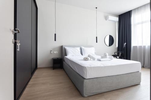 Metropolitan Minimal Loft