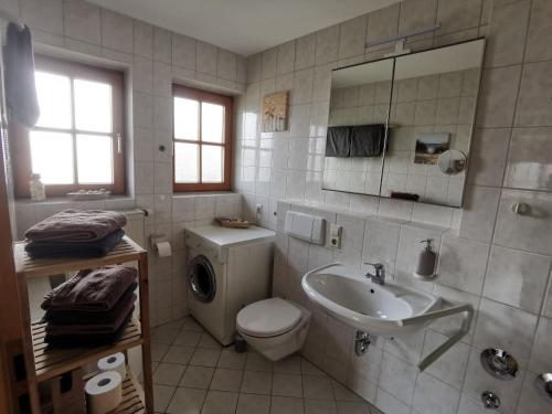 Ένα μπάνιο στο Ferienwohnungen Leiteritz