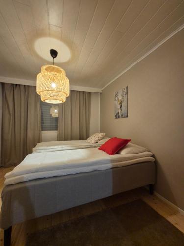 Postel nebo postele na pokoji v ubytování Cozy Home at Rovaniemi
