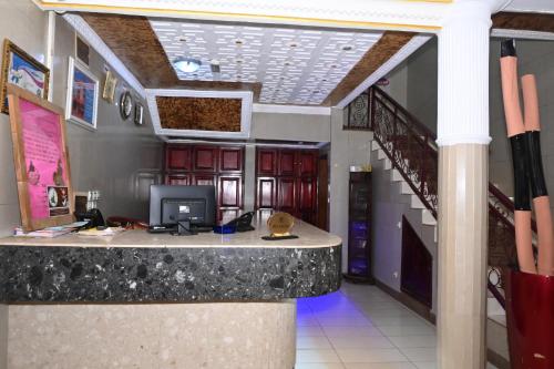 Φωτογραφία από το άλμπουμ του Hôtel Santa Lucia σε Γιαουντέ