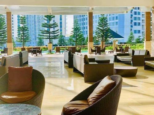 Χώρος καθιστικού στο WIND Residences Tagaytay Staycation