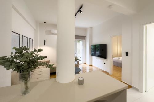 AtheNeon Deluxe Suite