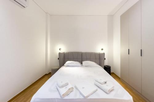 AtheNeon Deluxe Suite