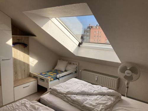 Postel nebo postele na pokoji v ubytování Meerblick zur Nordsee 250 Meter z. Strand