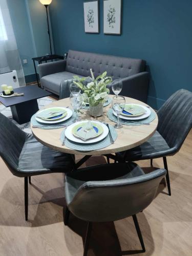 Et opholdsområde på Modern New Build 2 Beds, Sofa Bed, Parking