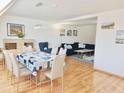 Posezení v ubytování Wolke 7 von OstseeAhoi