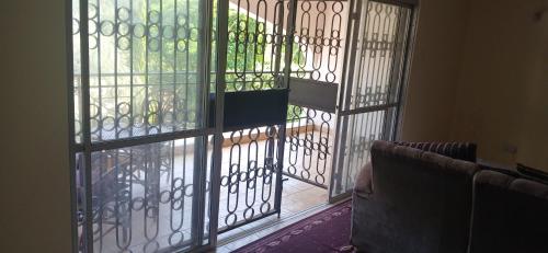 Afbeelding uit fotogalerij van Serena Beach Road Apartment in Mombasa