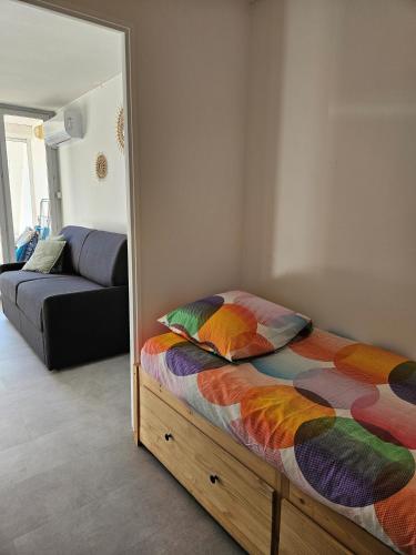 Studio Cabine Clim Wifi Parking Draps - 1 étoile - self check-in possible