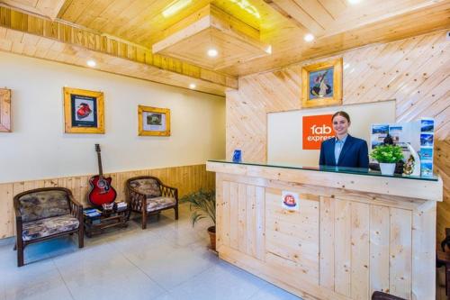 Khu vực sảnh/lễ tân tại FabHotel Shami Inn Naggar Road