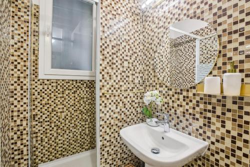 Place des Vosges - Marais - Prime Location