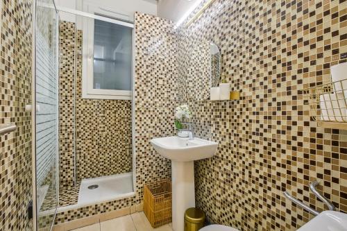 Place des Vosges - Marais - Prime Location