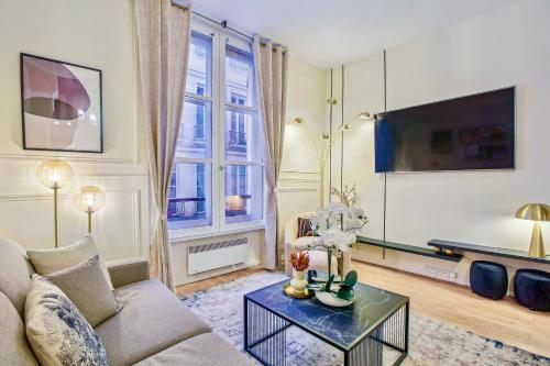 Place des Vosges - Marais - Prime Location