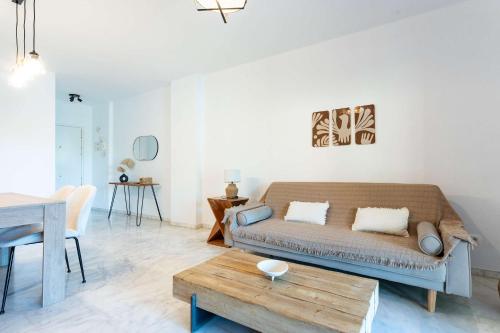 Bajo con acceso directo a la piscina y parking privado en La Reserva de Marbella by Sunny Residences photo 12