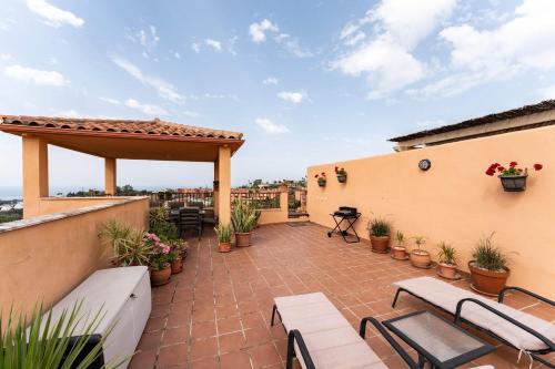 Ático en La Reserva de Marbella by Sunny Residences
