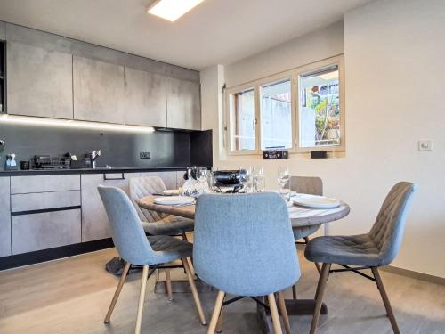 Apartment Ambassador 2-1 by Interhome