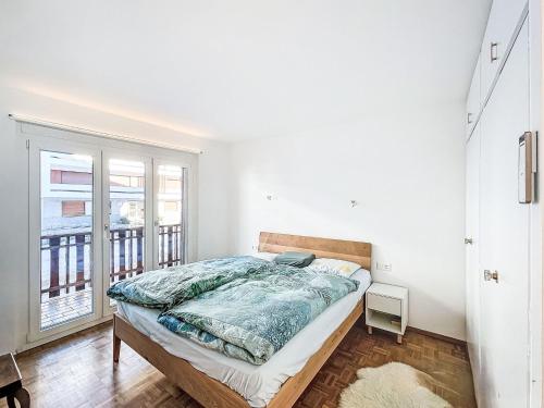 Apartment Elysée 11 by Interhome