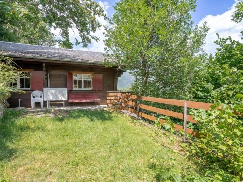 Κήπος έξω από το Apartment Ember by Interhome