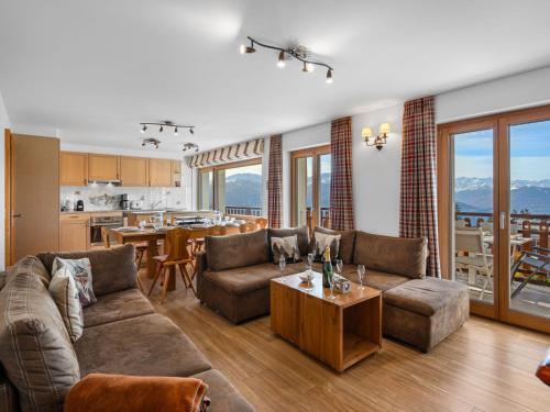 Apartment Les Aiguilles Vertes Rez supérieur by Interhome