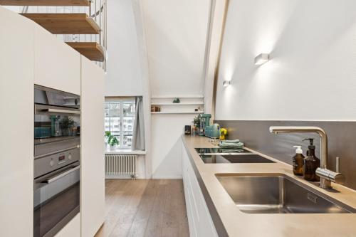 Old Town Diamond Penthouse AC Private Rooftop