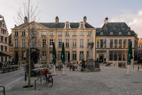 Foto A Place Antwerp - Boutique Suites & Flats - Leeuwenstraat 15 6