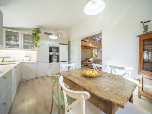 Holiday Home Can Vins by Interhome
