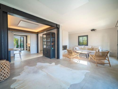 Posezení v ubytování Holiday Home Can Popi by Interhome