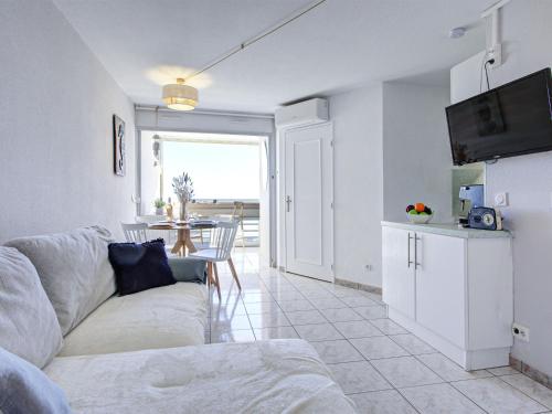 Apartment Ipanema Sud-16 by Interhome
