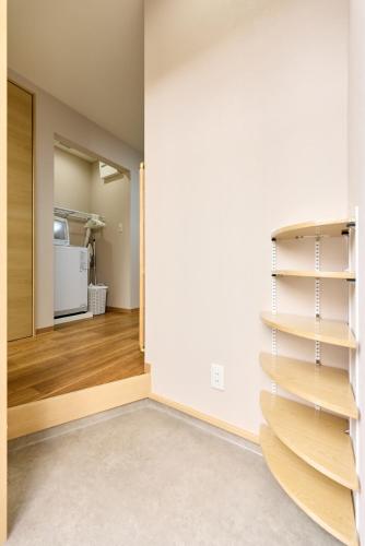 艾屋吉屋 4 minutes to Daisho Station, 3 stops to Shinsaibashi, brand new private house, 3 toilets, 2 bathrooms, suitable for large family travel