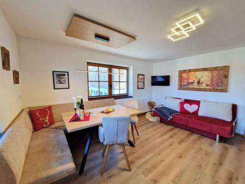 Posezení v ubytování Apartment Schneiderhof by Interhome