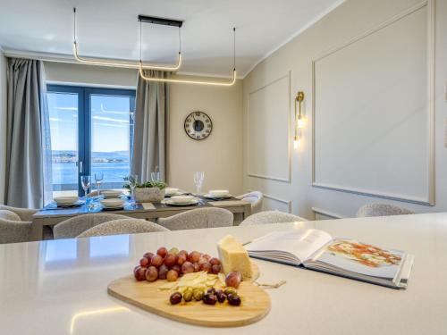 Jídlo v apartmánu nebo okolí