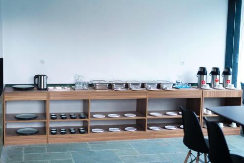 Tiện nghi pha trà/cà phê tại The Lovedale Kodaikanal Stay & Hotel