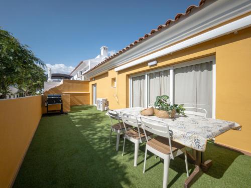 Casa Calma - Terrace, BBQ and sunshine for families