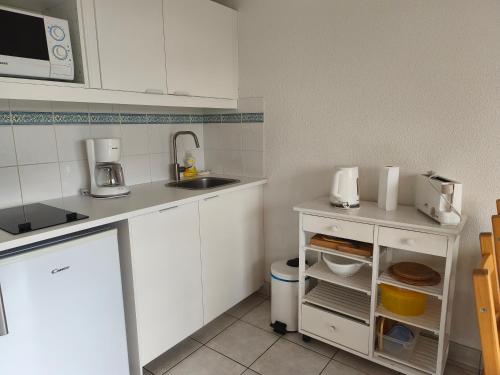 Gallery image of L'Orée du Golf - Balcon & Parking in Pornic