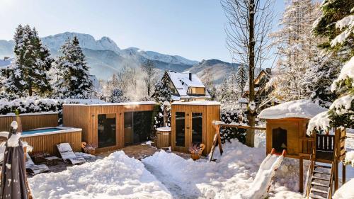 Una imagen general de la montaña o una montaña tomada desde el aparthotel