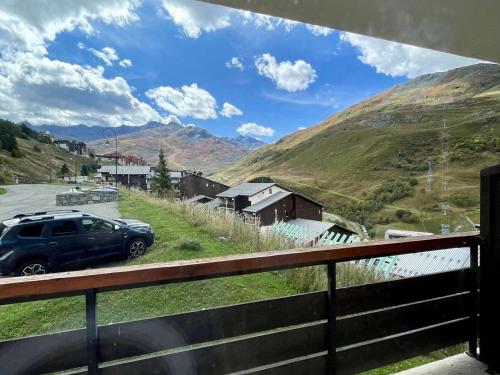 Appartement authentique 2 Étoiles aux Menuires avec wifi