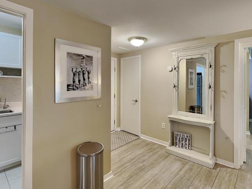 Village House 102 photo 42