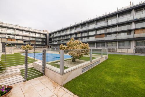 Modern Luxury in Prime Location 68