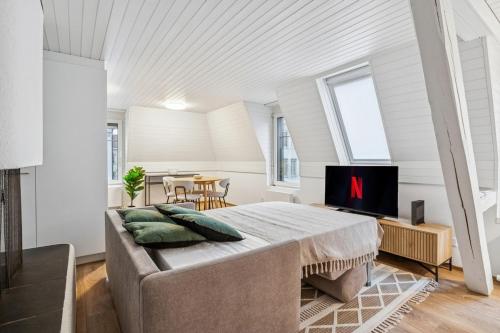 Cozy 1BR in city center - Color 31