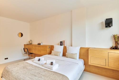 Sublim apartment Montaigne-Eiffel Tower