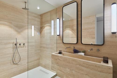 Sublim apartment Montaigne-Eiffel Tower