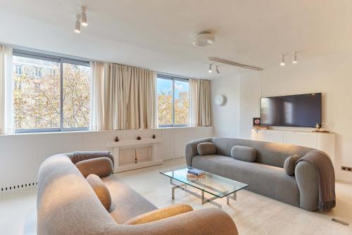 Sublim apartment Montaigne-Eiffel Tower