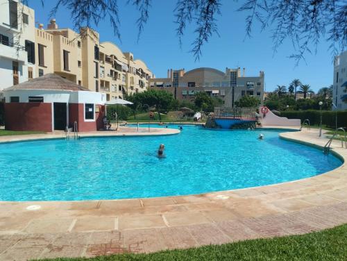 Swimmingpoolen hos eller tæt på Viviendas El Tiburón