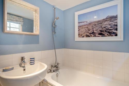 Et badeværelse på 4 Bed in Aldsworth oc-t34239